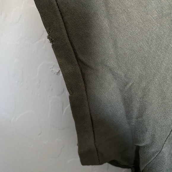 The Great. The Ruffle Tee Distressed Tee - Picture 7 of 10